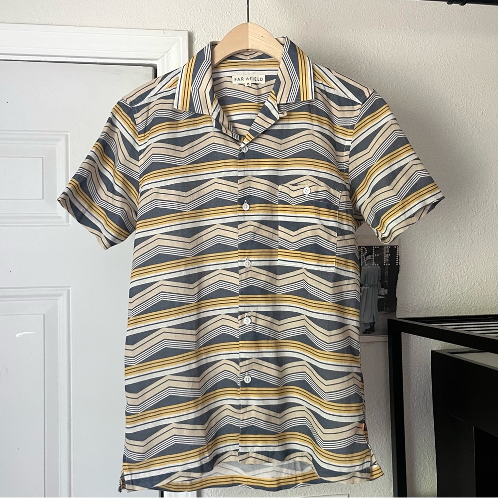 FAR AFIELD multicolor zig zag chevron stripe linen cotton short sleeve button up
